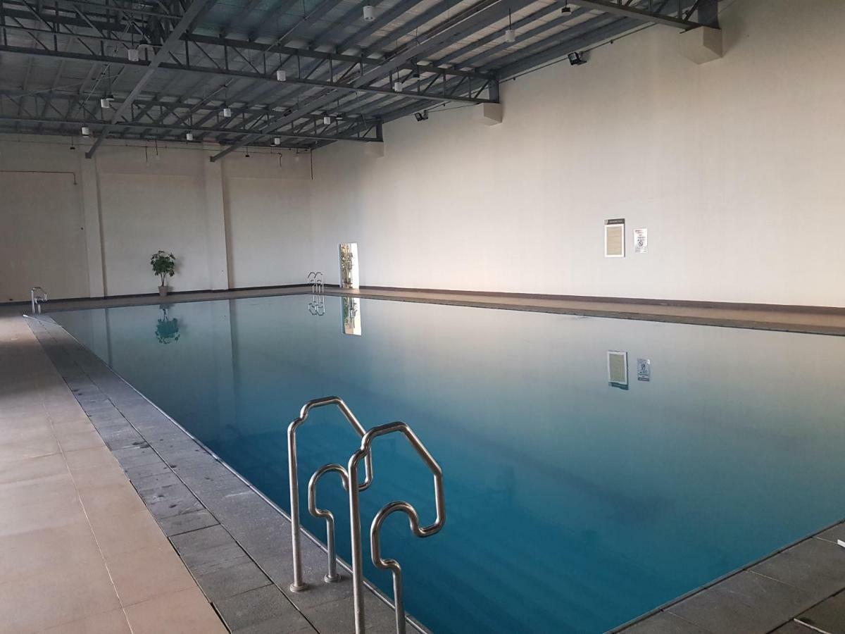 Апартаменти Milagrosa Tagaytay City Екстер'єр фото